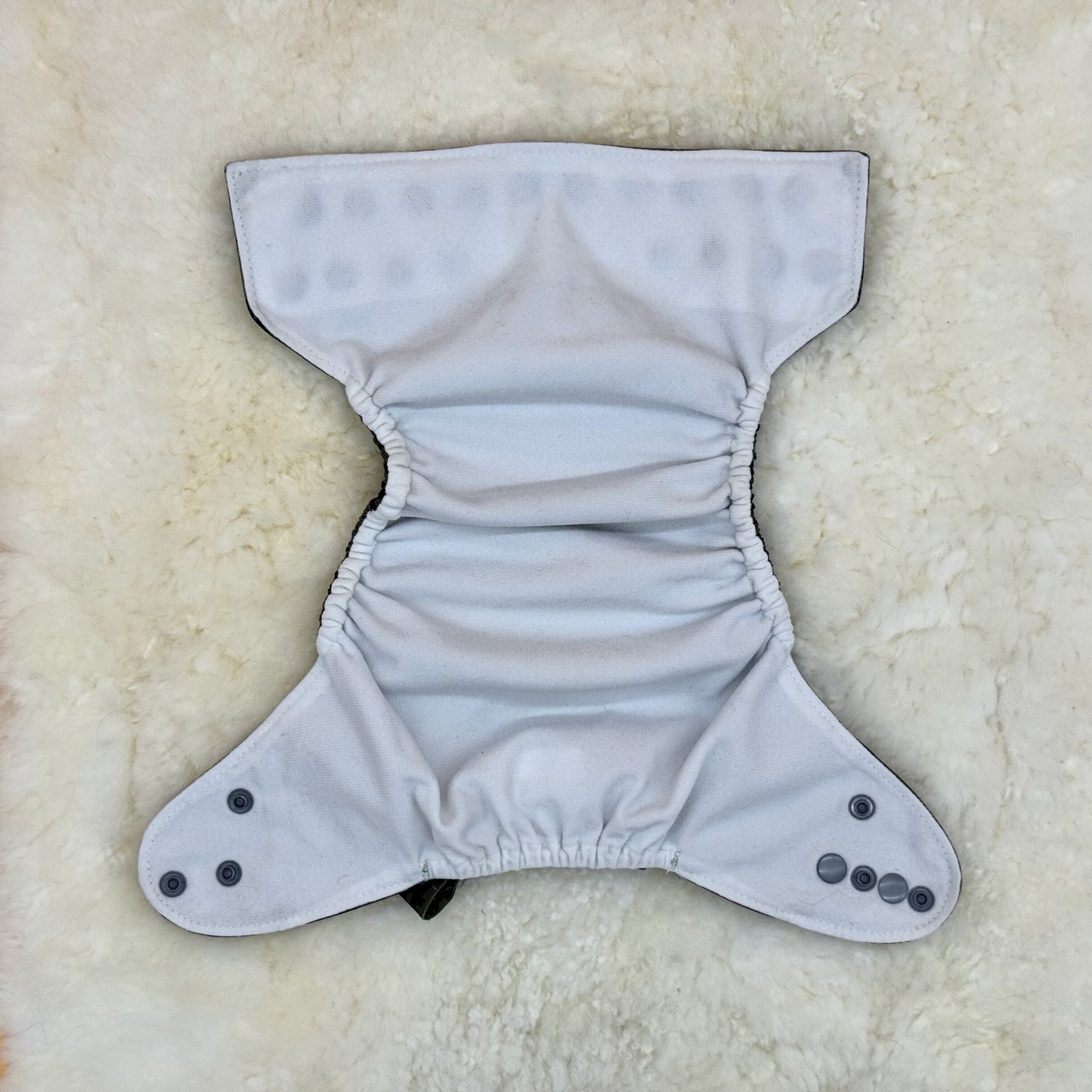 Squishy Tushie Military Green Pew Diaper - Imperfect