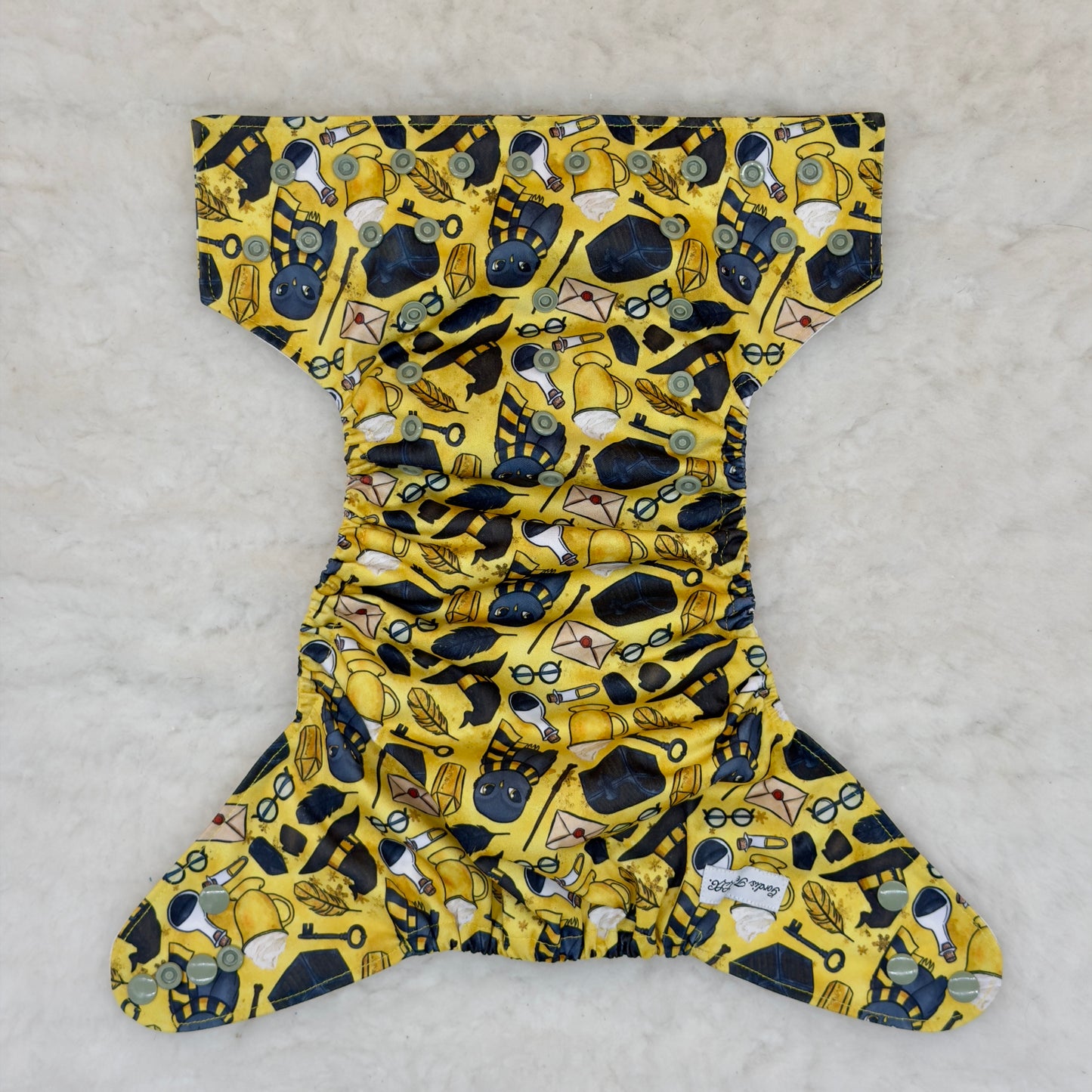 Gordis Tela Wizard World Hufflepuff AWJ Pocket Diaper