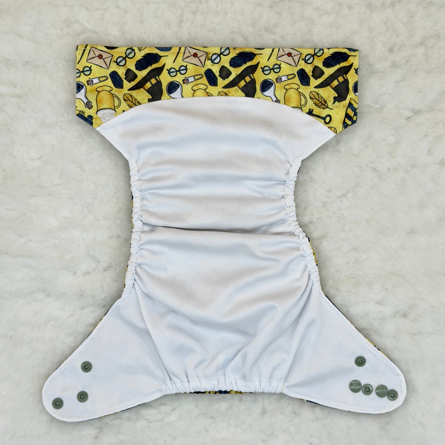 Gordis Tela Wizard World Hufflepuff AWJ Pocket Diaper